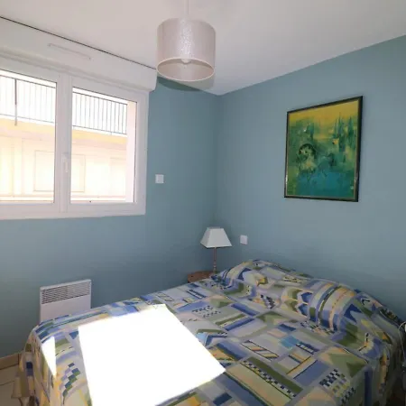 2 Pieces Rdc Avec Terrasse, Climatisation Et Parking Proche Et Commerces - Fr-1-307-127 Apartment
